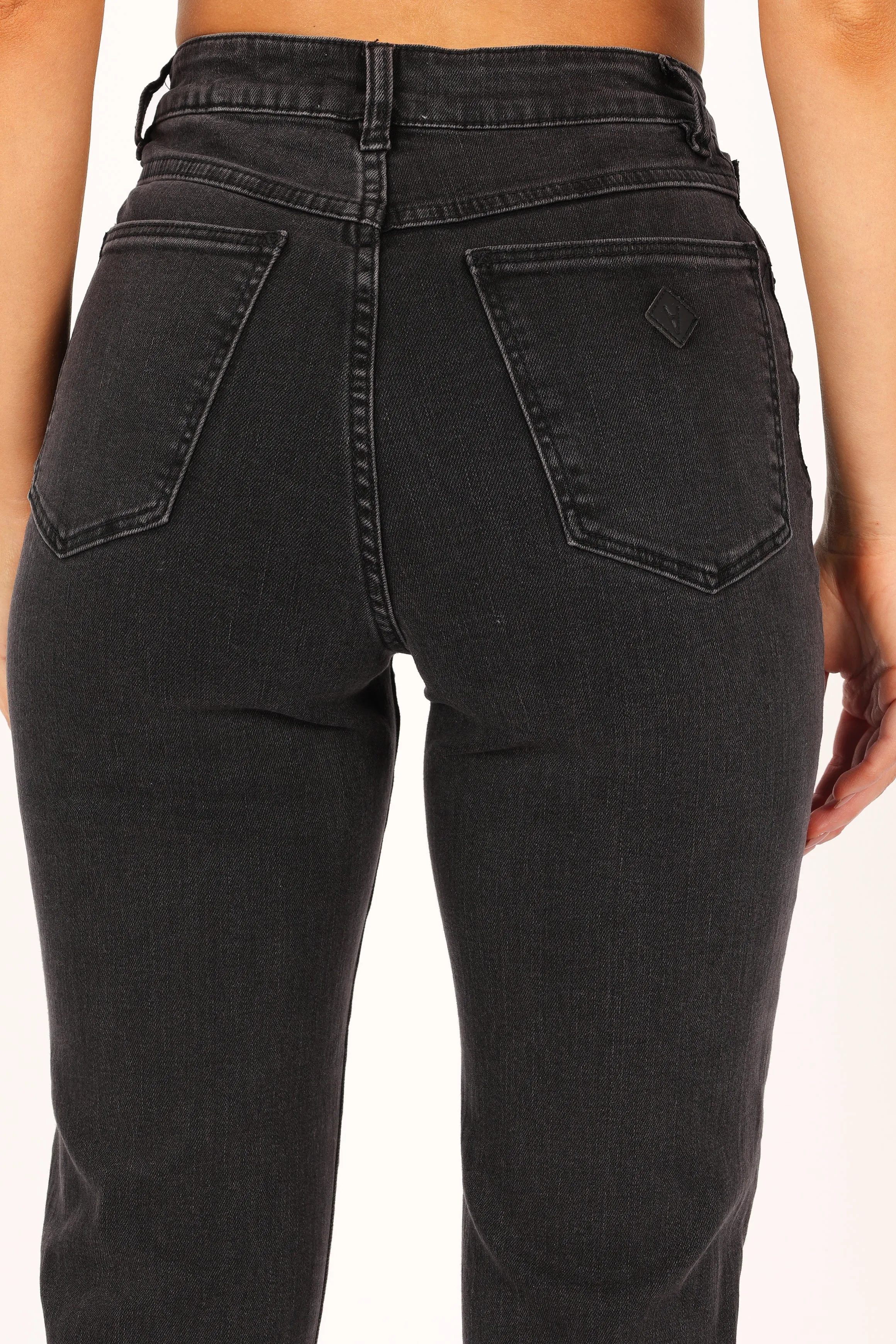 Abrand 94 High Slim Jeans - 90210 Washed Black