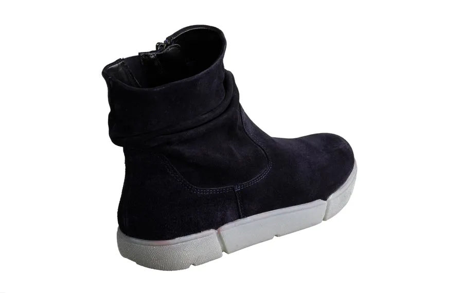 Ara Adele Navy