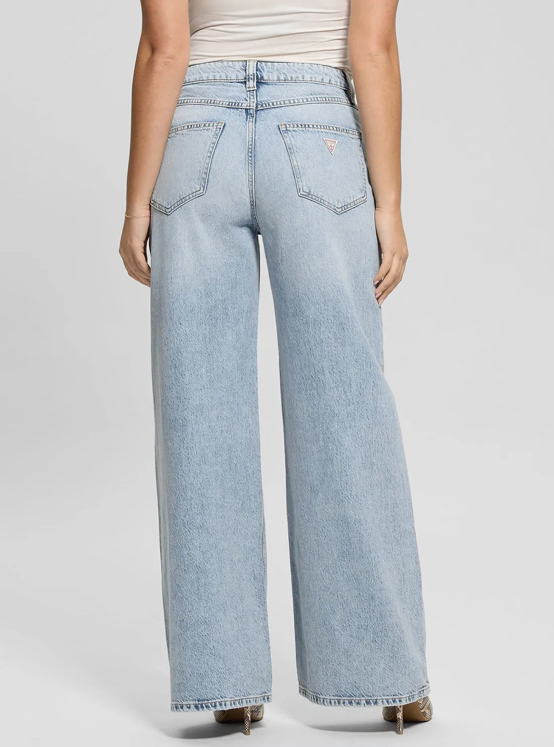 Blue Bellflower Denim Jeans in Light Wash