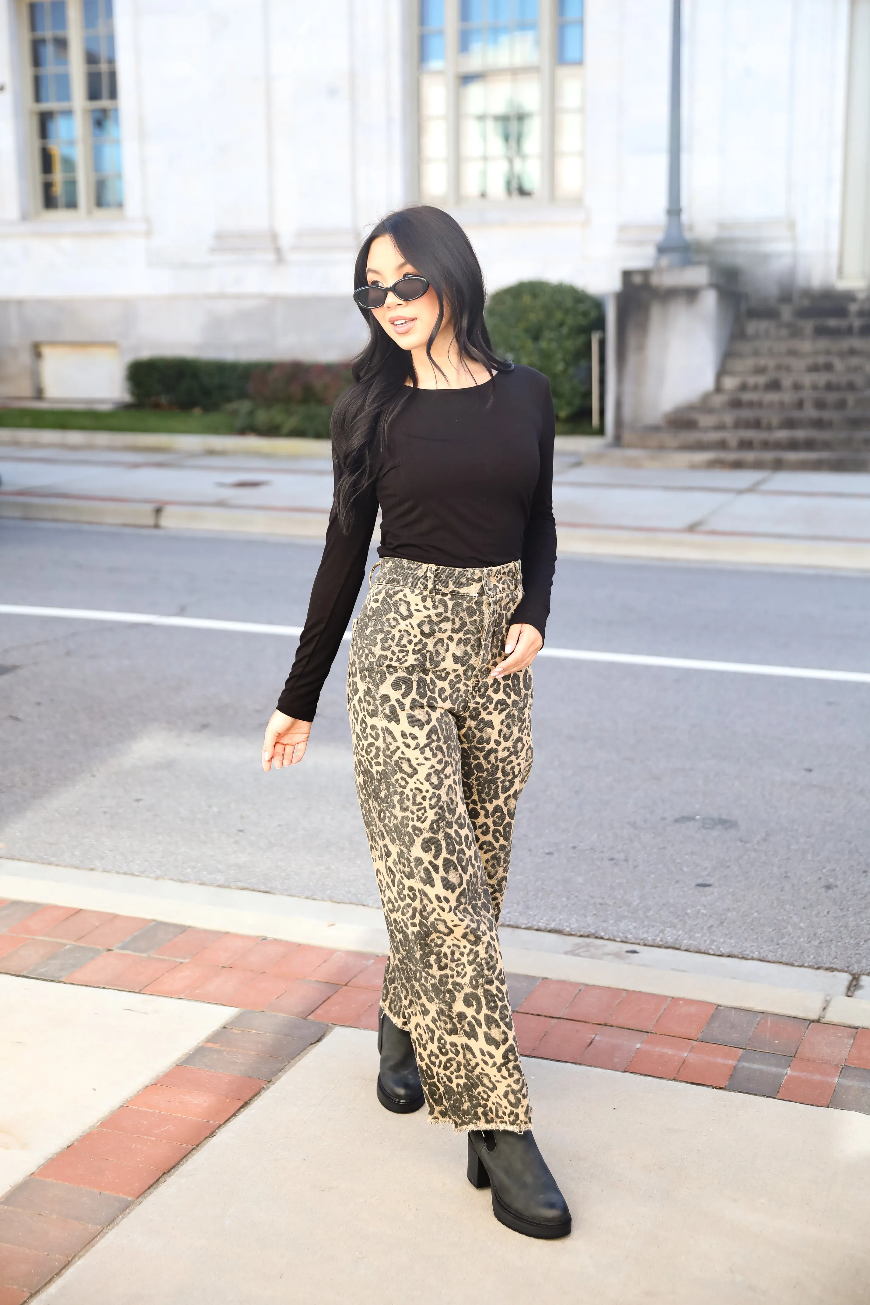 FINAL SALE - Poised Curation Leopard Wide Leg Jeans