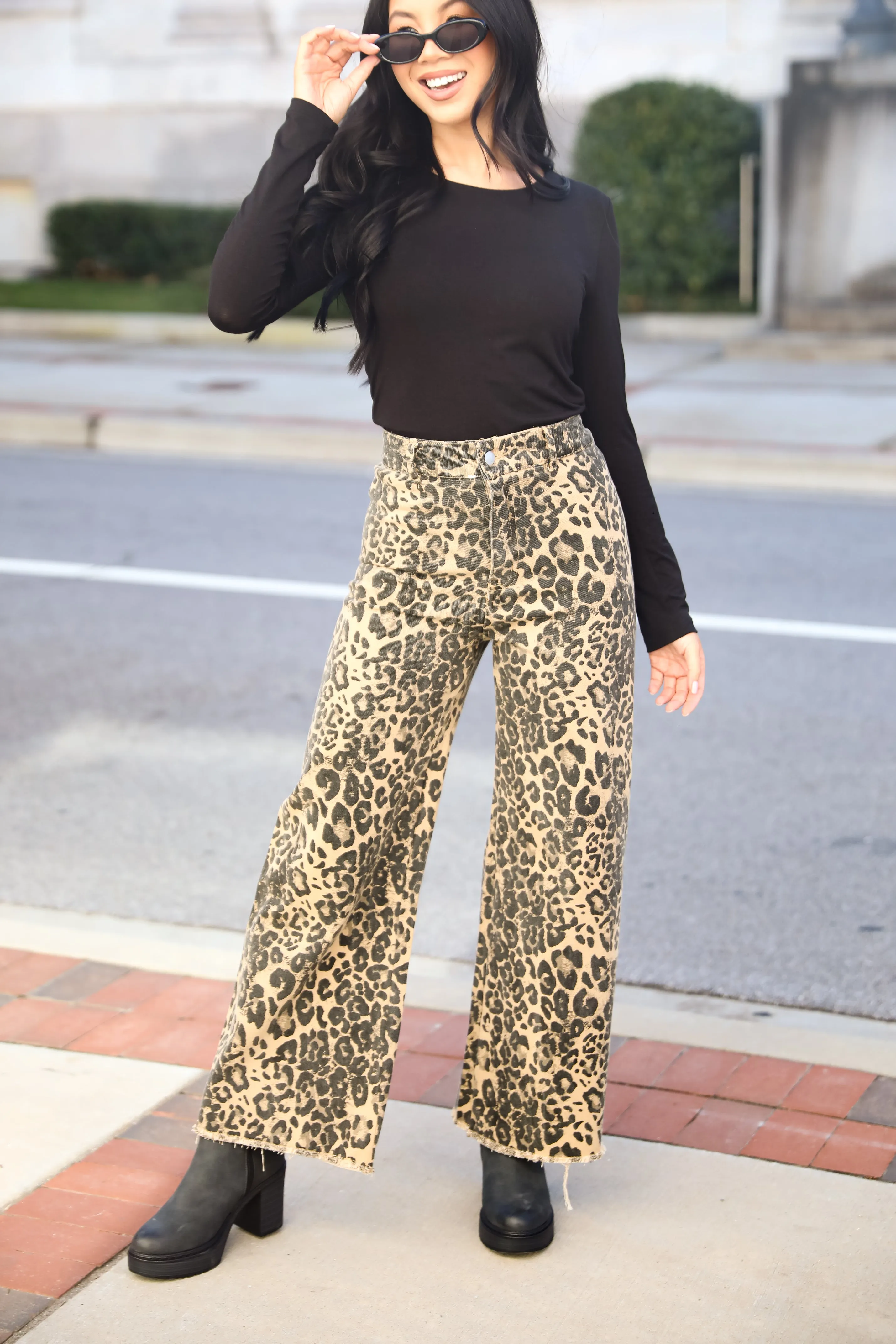 FINAL SALE - Poised Curation Leopard Wide Leg Jeans