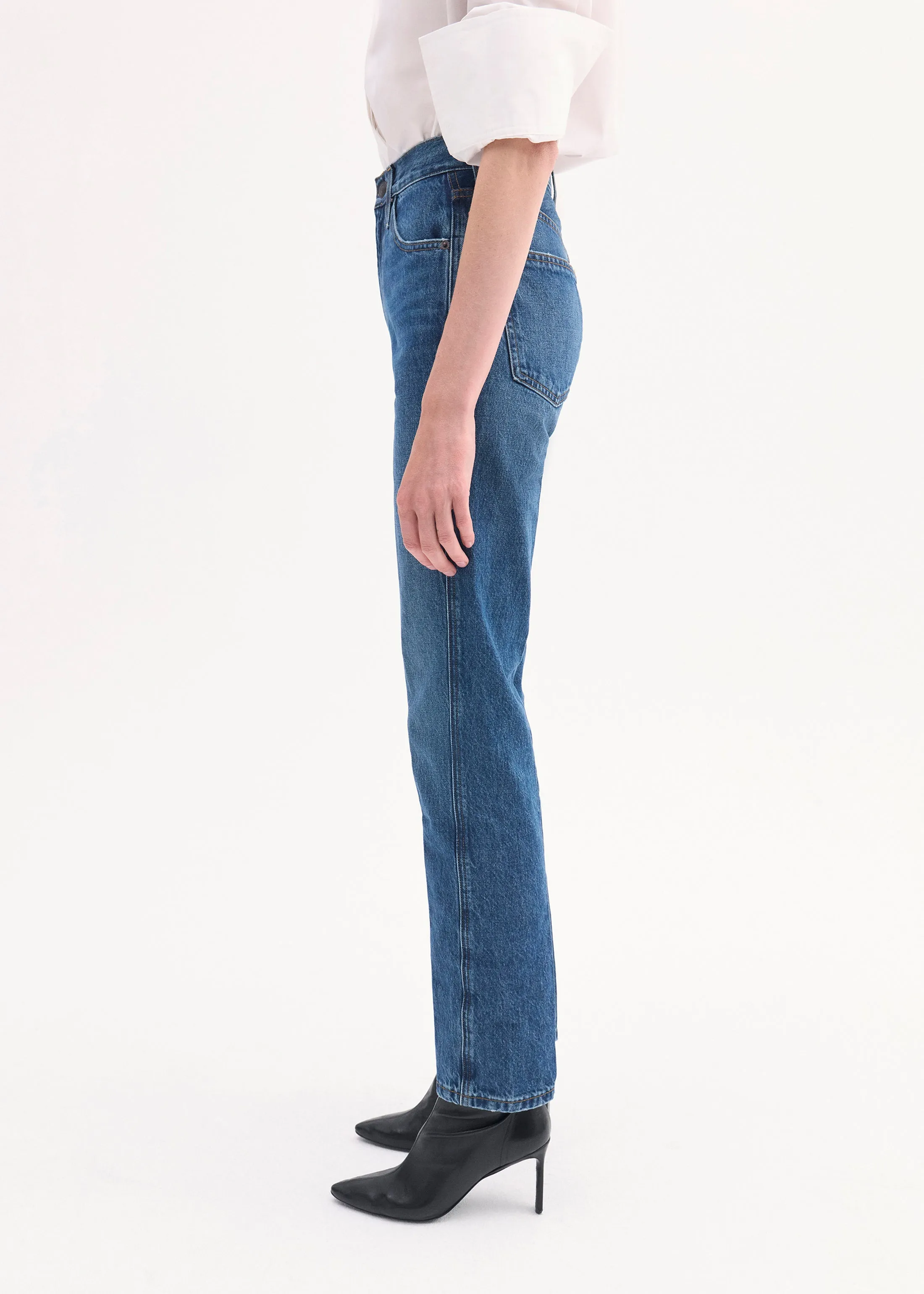 High Rise Jean in Denim - Indigo