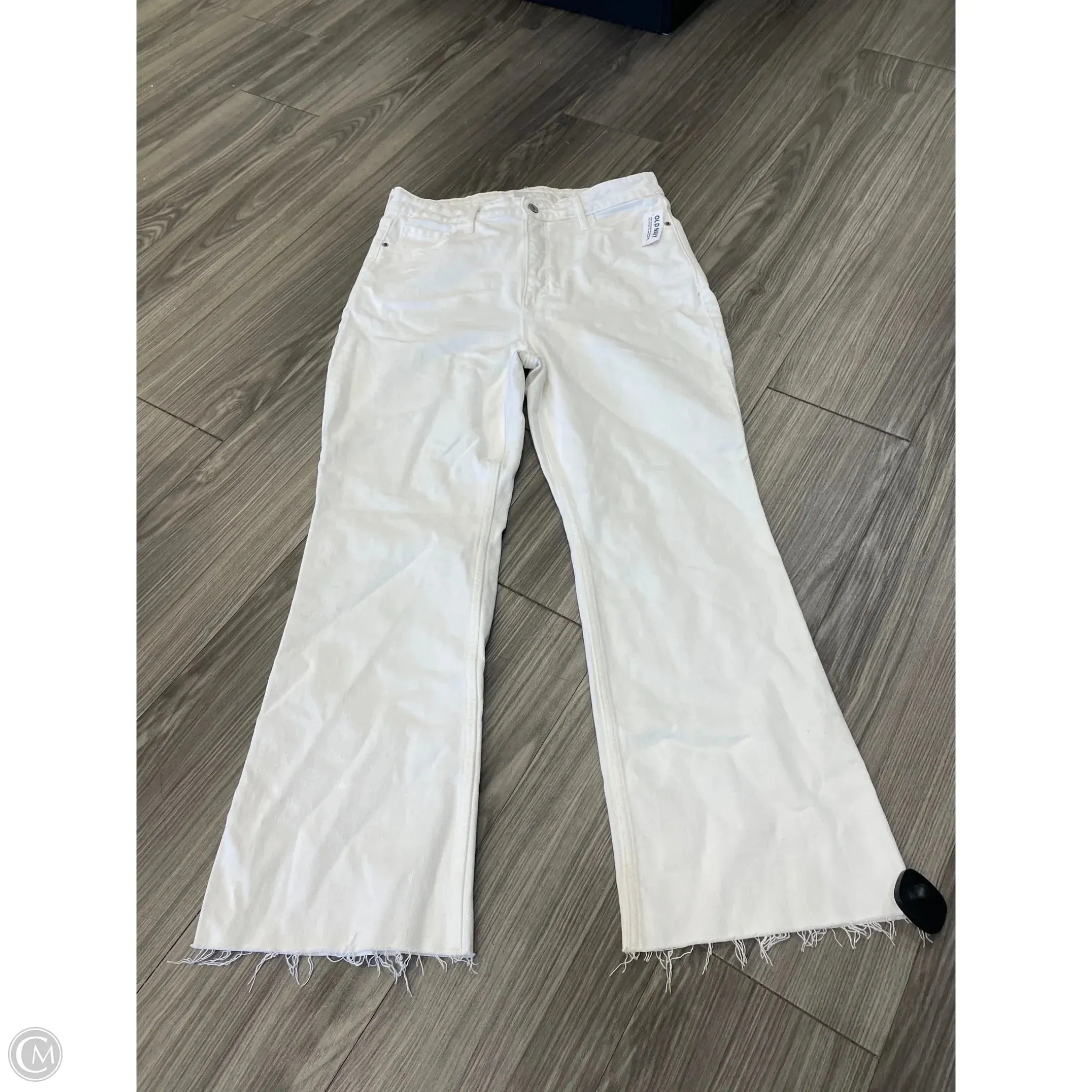 Jeans Flared By Old Navy In White, Size: 12