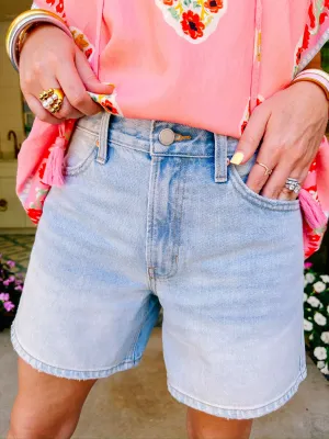 LYNLEE HIGH RISE DENIM SHORTS - LIGHT