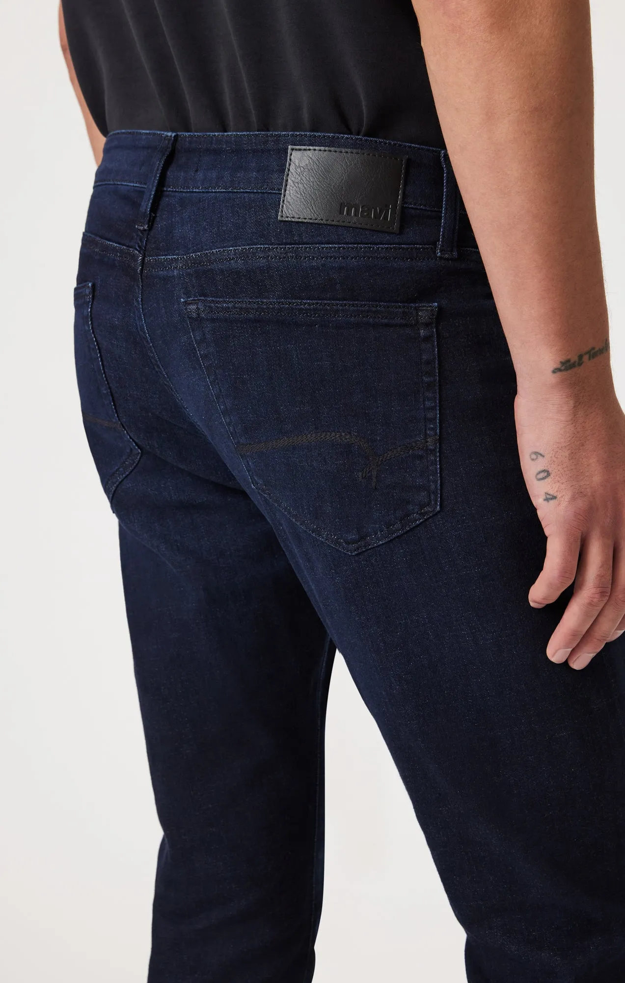 MARCUS SLIM STRAIGHT LEG IN MIDNIGHT SKY FEATHER BLUE
