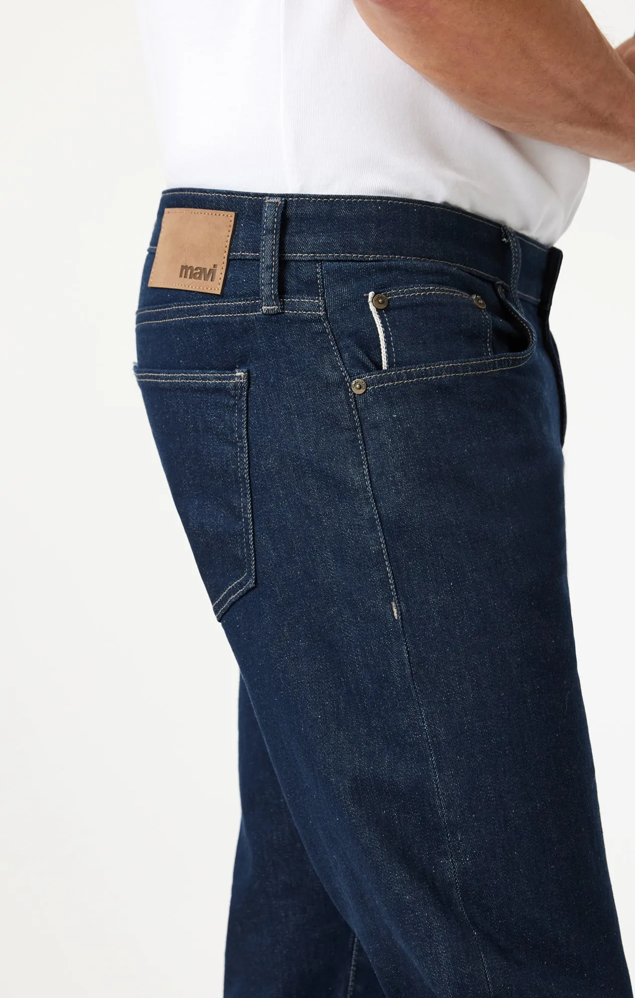 MARCUS SLIM STRAIGHT LEG IN RAW ORGANIC SELVEDGE