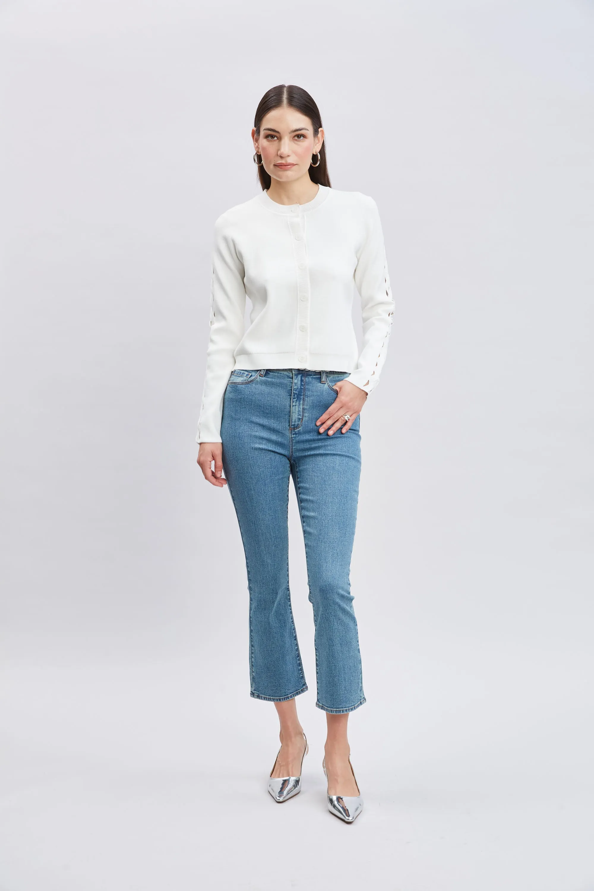 Micro Flare Cropped Jeans