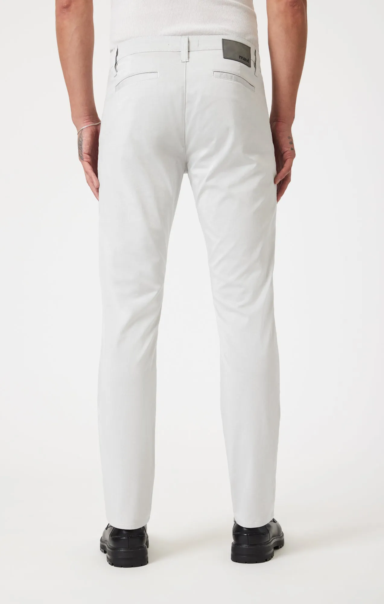 MILTON SLIM STRAIGHT CHINO PANTS IN STONE CITY SMART