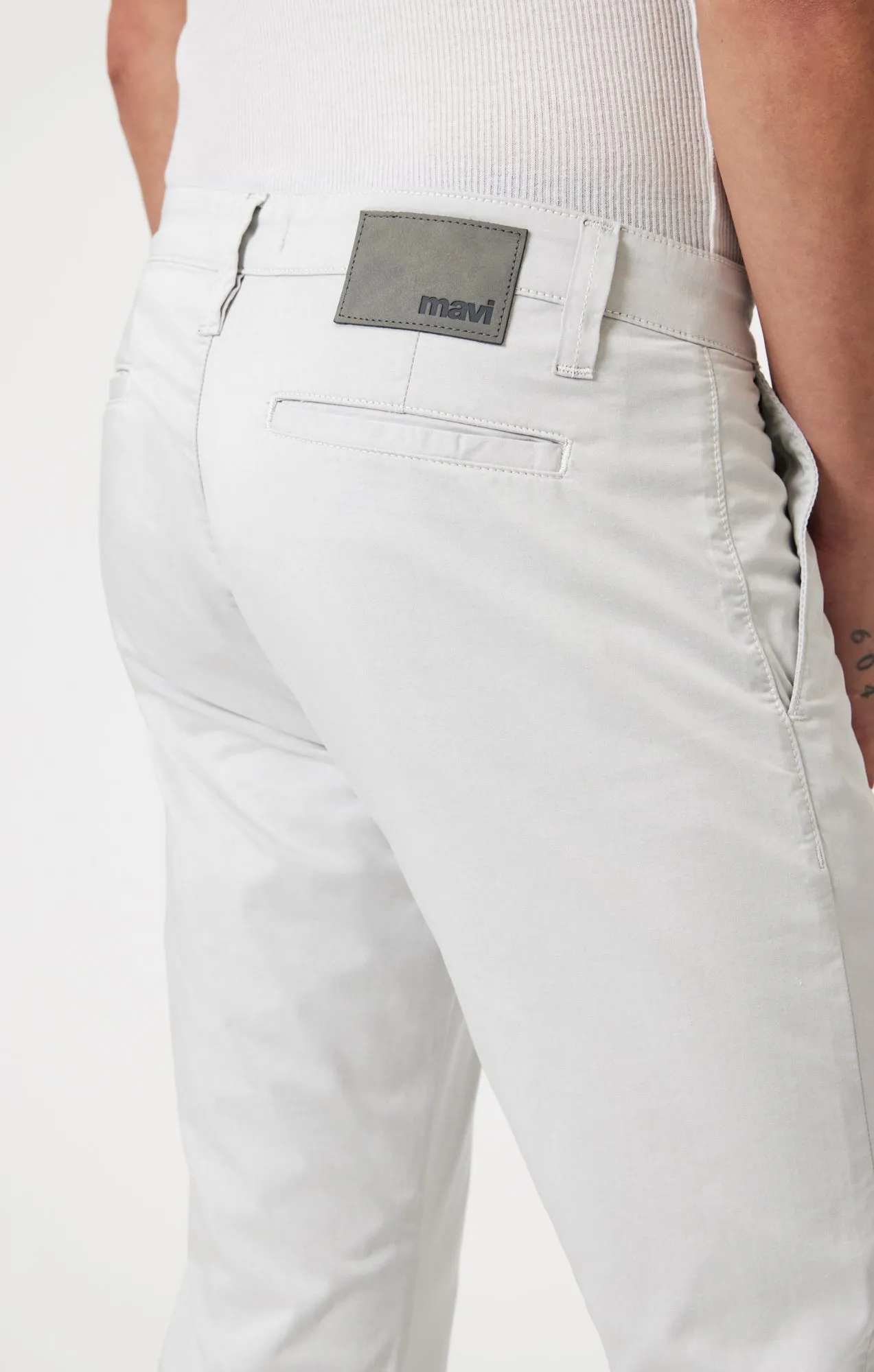 MILTON SLIM STRAIGHT CHINO PANTS IN STONE CITY SMART