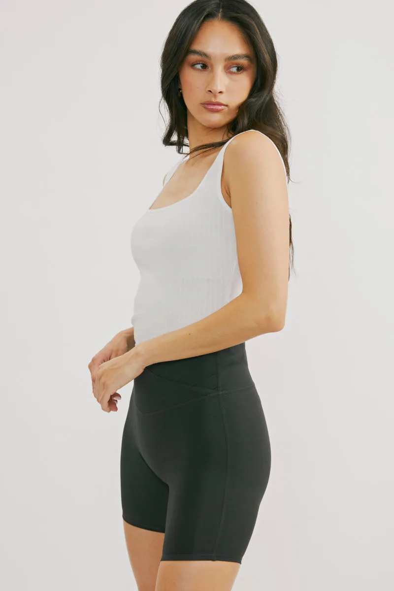 Neptune Mid Rise Active Shorts