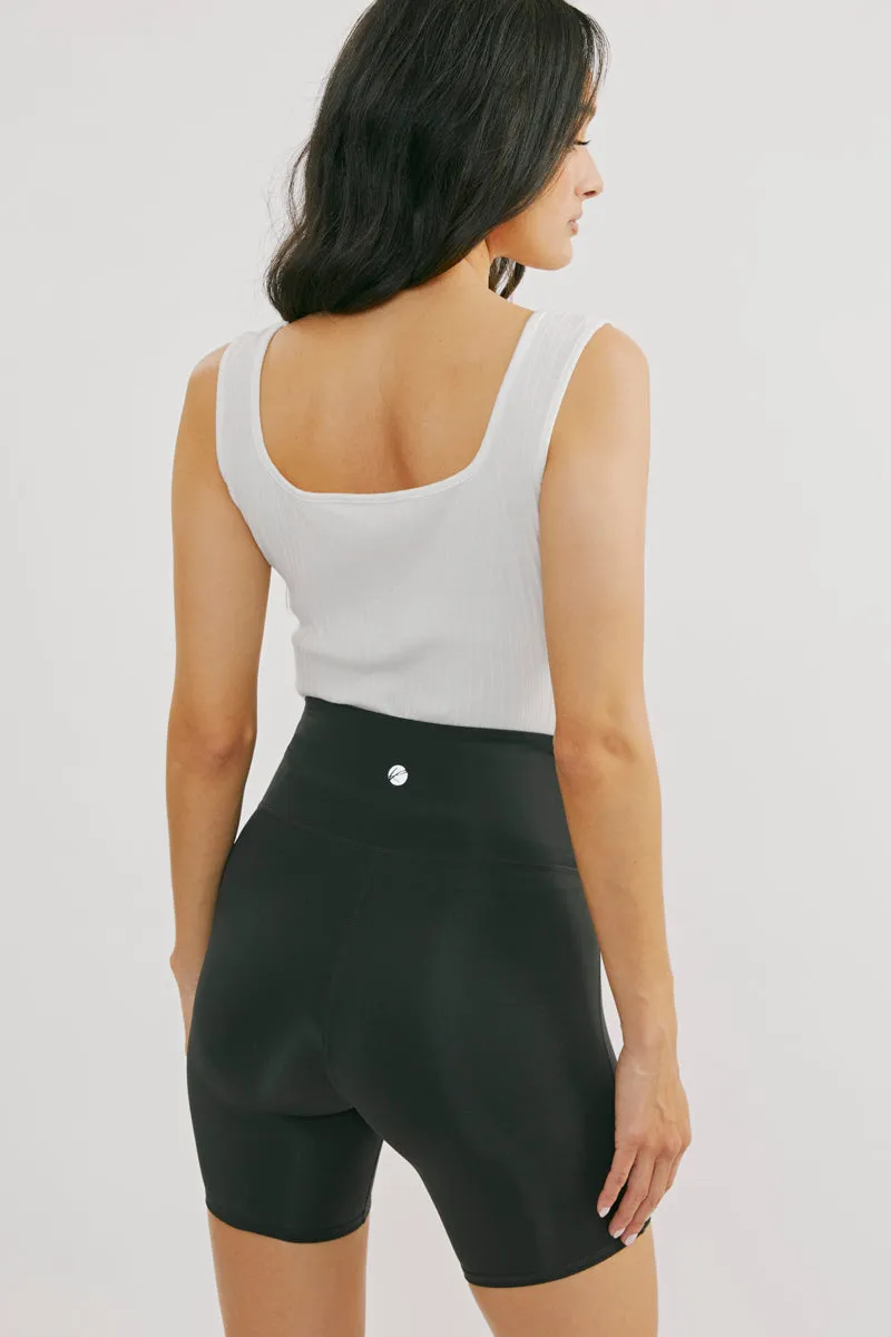 Neptune Mid Rise Active Shorts