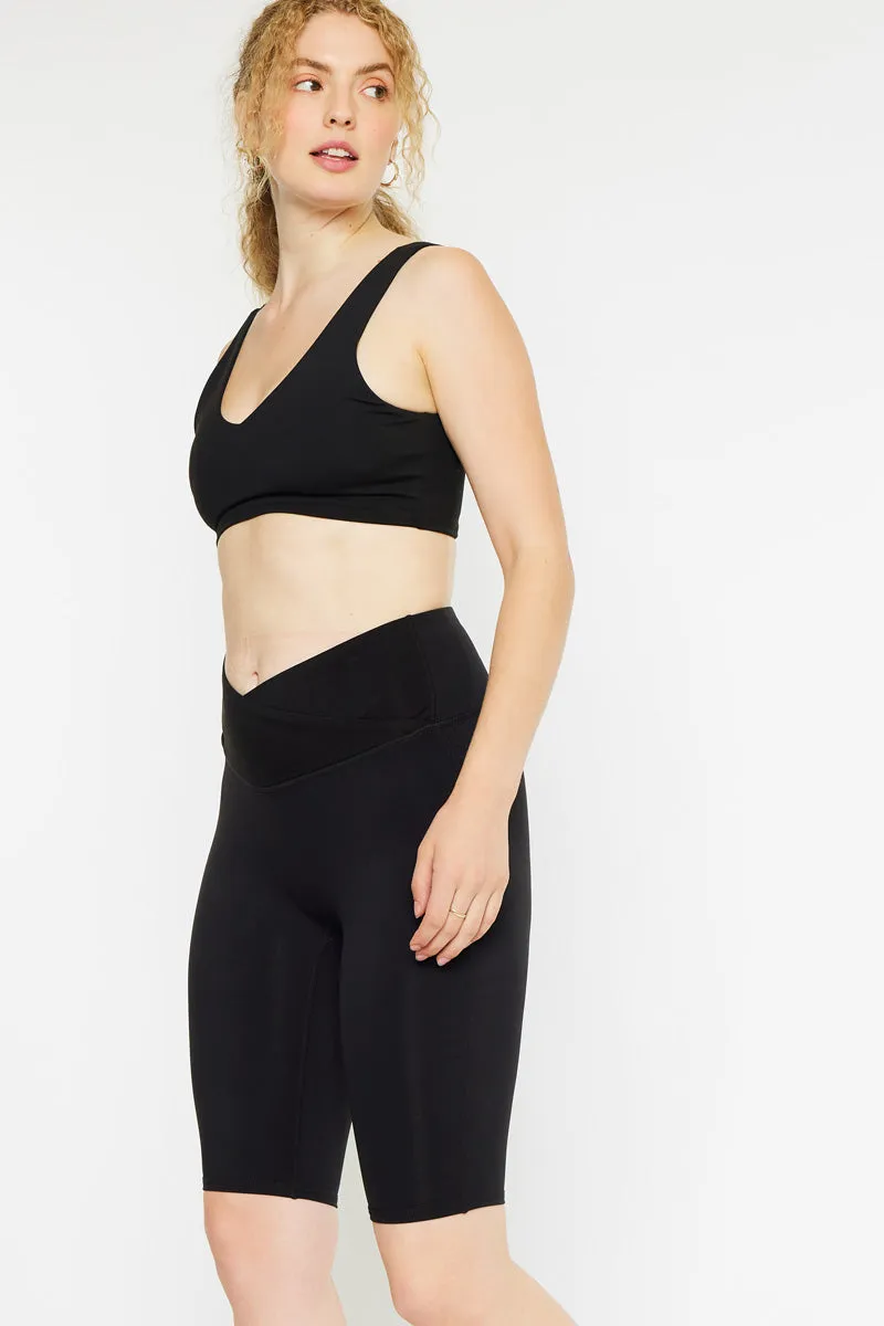 Neptune Mid Rise Active Shorts