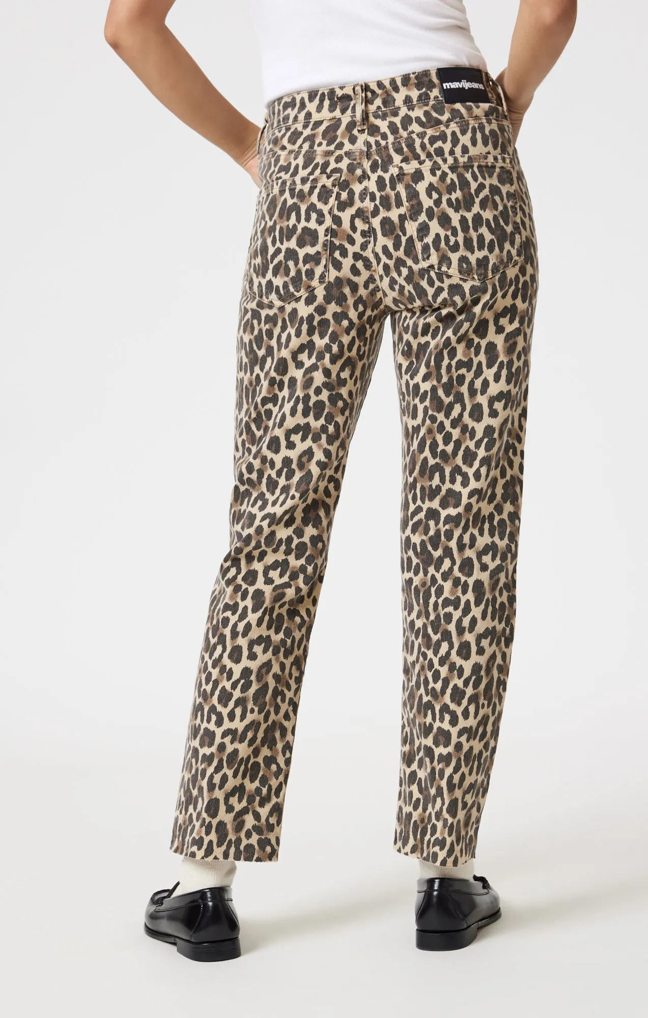 NEW YORK STRAIGHT LEG IN LEOPARD DENIM