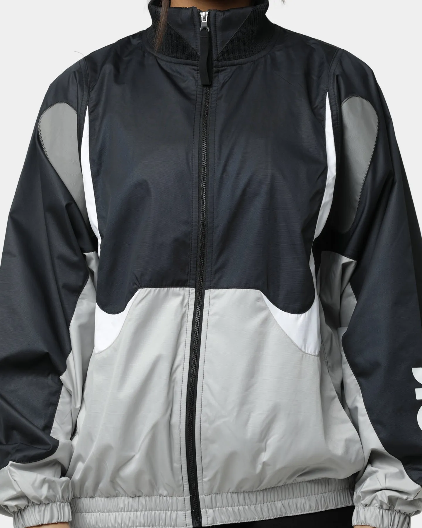 Nike Women's Sportswear Woven Air Max Day Jacket Black/Iron Grey