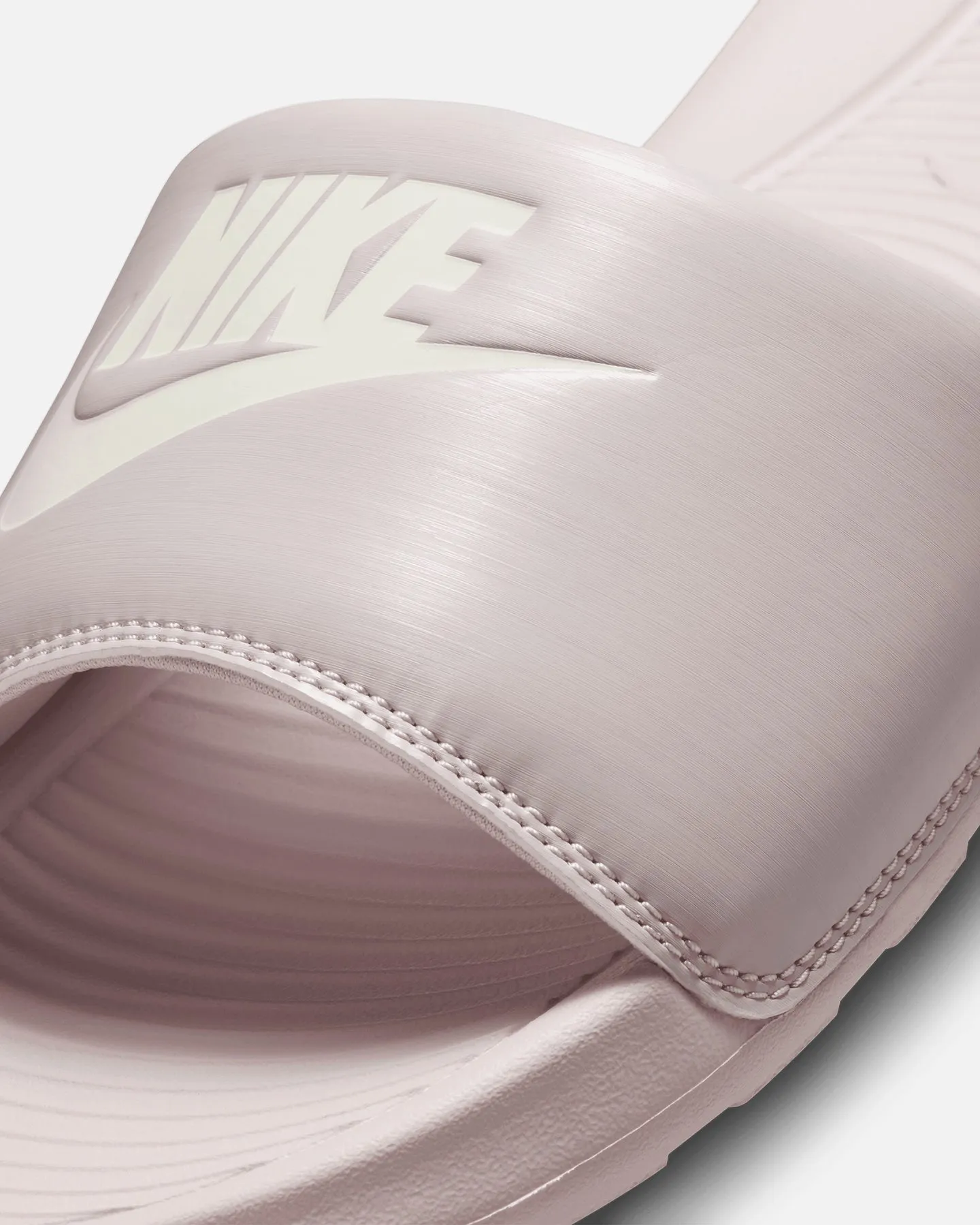 Nike Women's Victori One Slide Platinum Violet