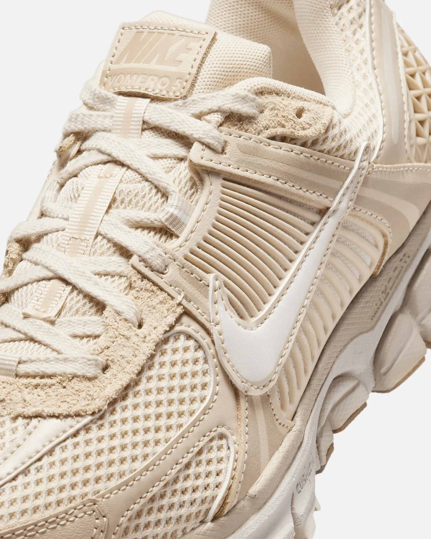 Nike Women's Zoom Vomero 5 Birch