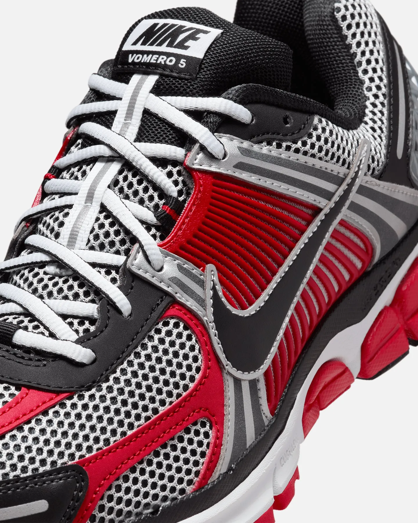 Nike Zoom Vomero 5 Metallic Silver/Black-University Red