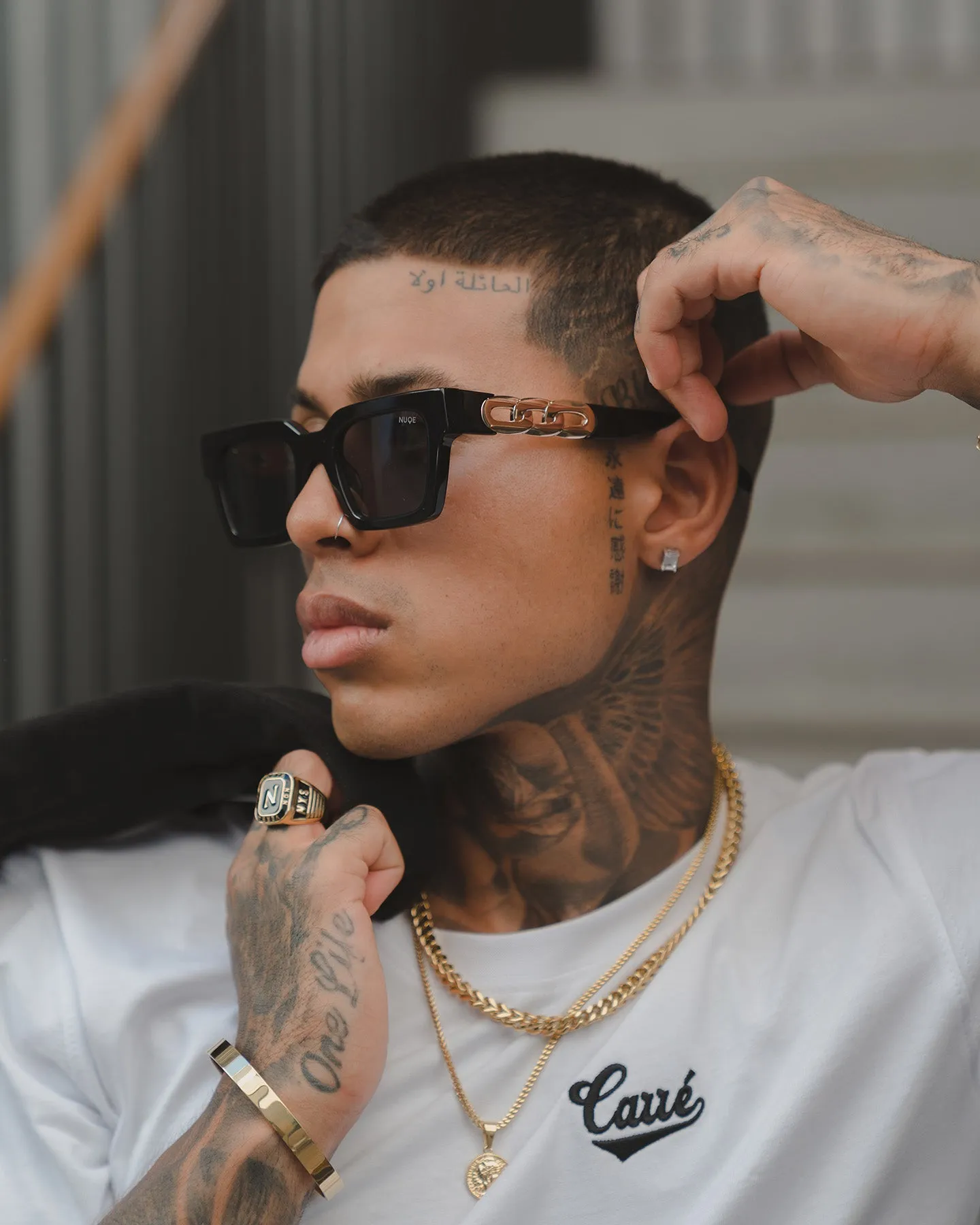 NUQE Captivate Sunglasses Black/Gold