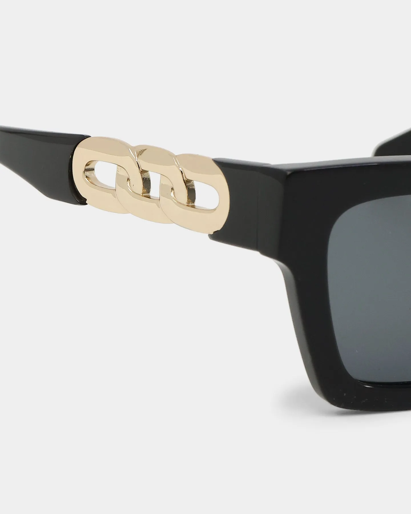 NUQE Captivate Sunglasses Black/Gold