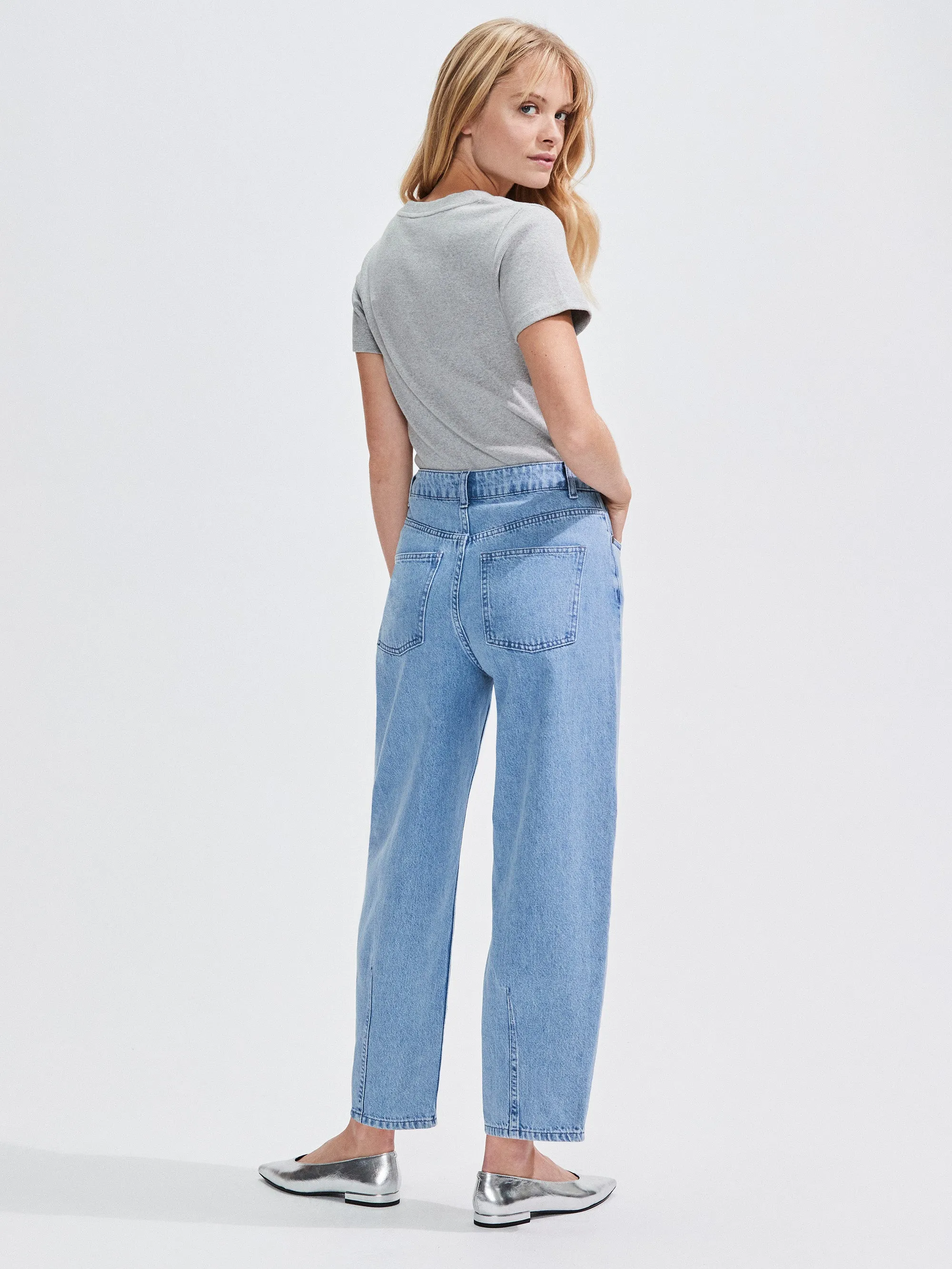 Petite Blue Mid-Rise Barrel Leg Denim Jeans