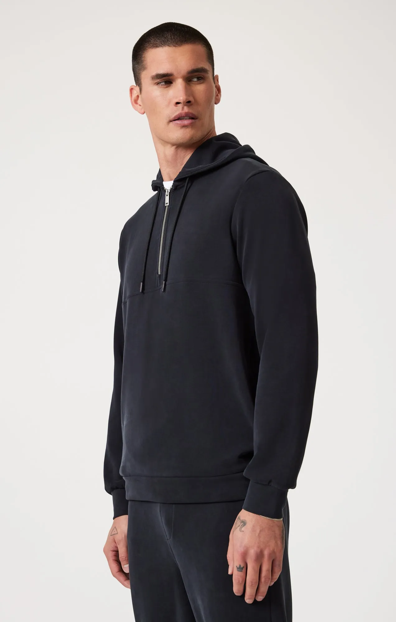 QUARTER ZIP HOODIE IN JET BLACK