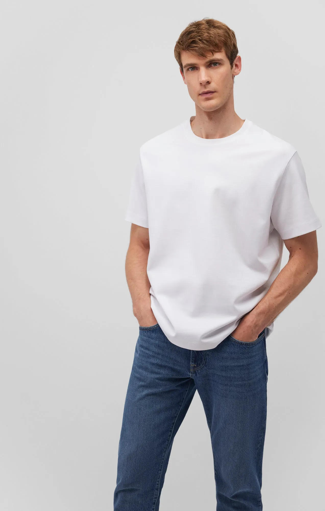 SHORT SLEEVE CREW NECK T-SHIRT IN WHITE