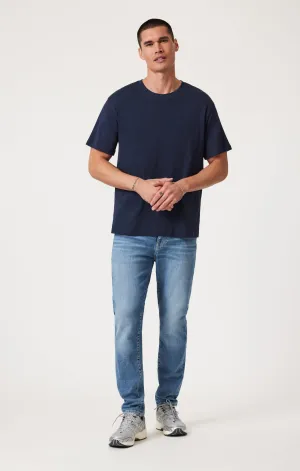 STEVE ATHLETIC FIT IN MID BRUSHED CLASSIC BLUE