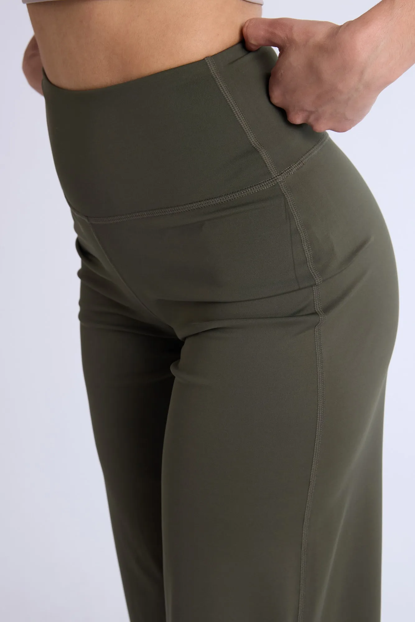 Super Smooth High Rise Straight Leggings
