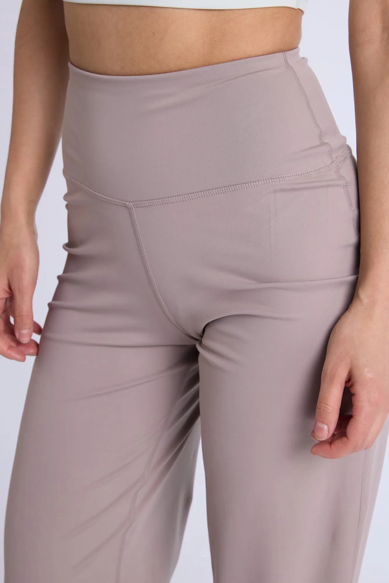 Super Smooth High Rise Straight Leggings