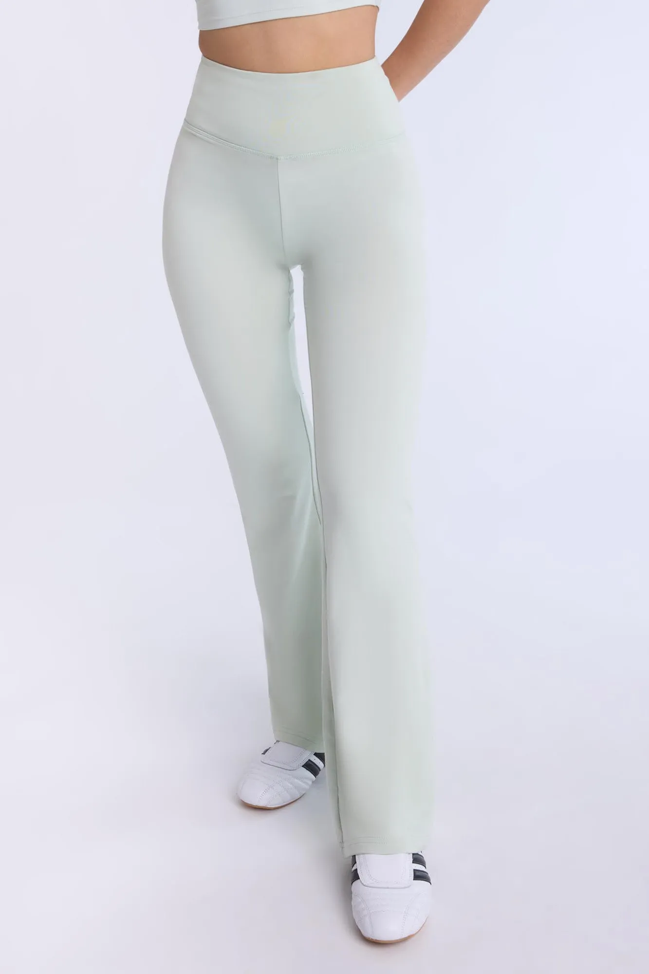 Super Soft Fleeceback Flare Legging