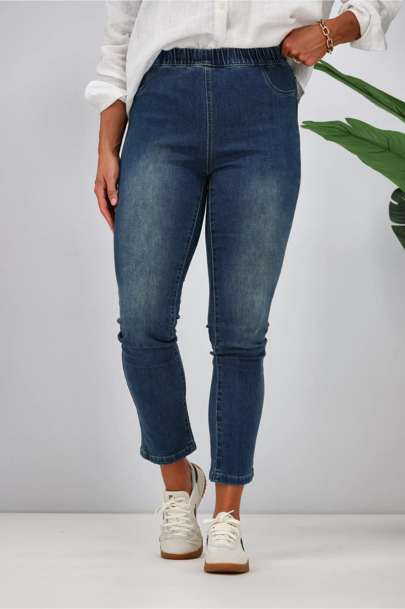Threadz The High Rise Slim Leg Stretch Jean Blue