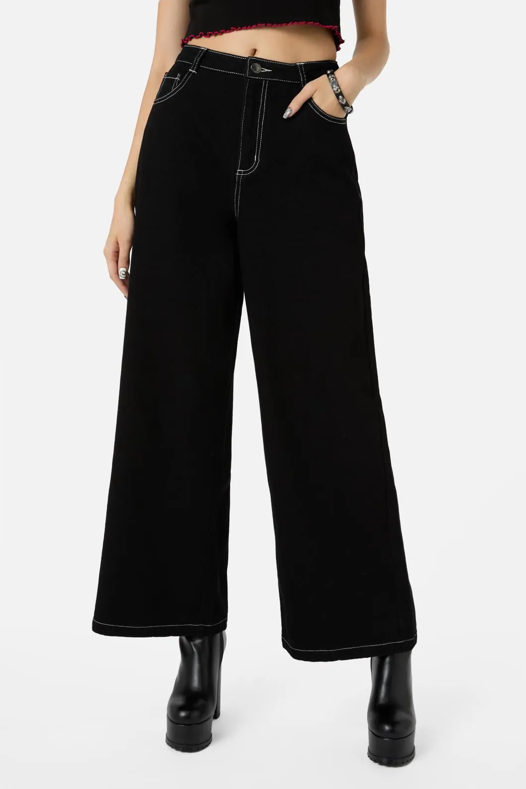 True Flare Jeans