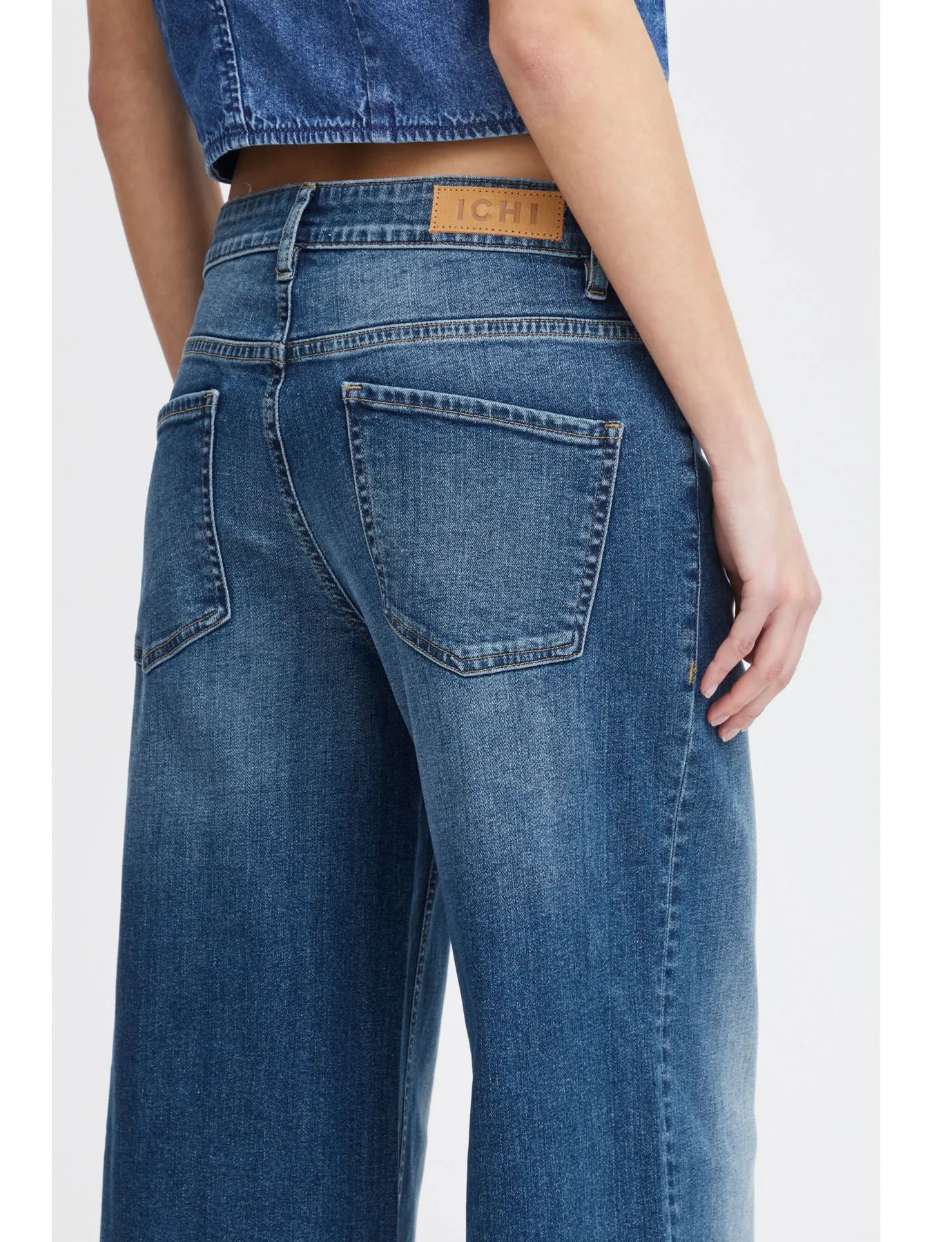 Twiggy Wide Leg Jeans - Medium Blue