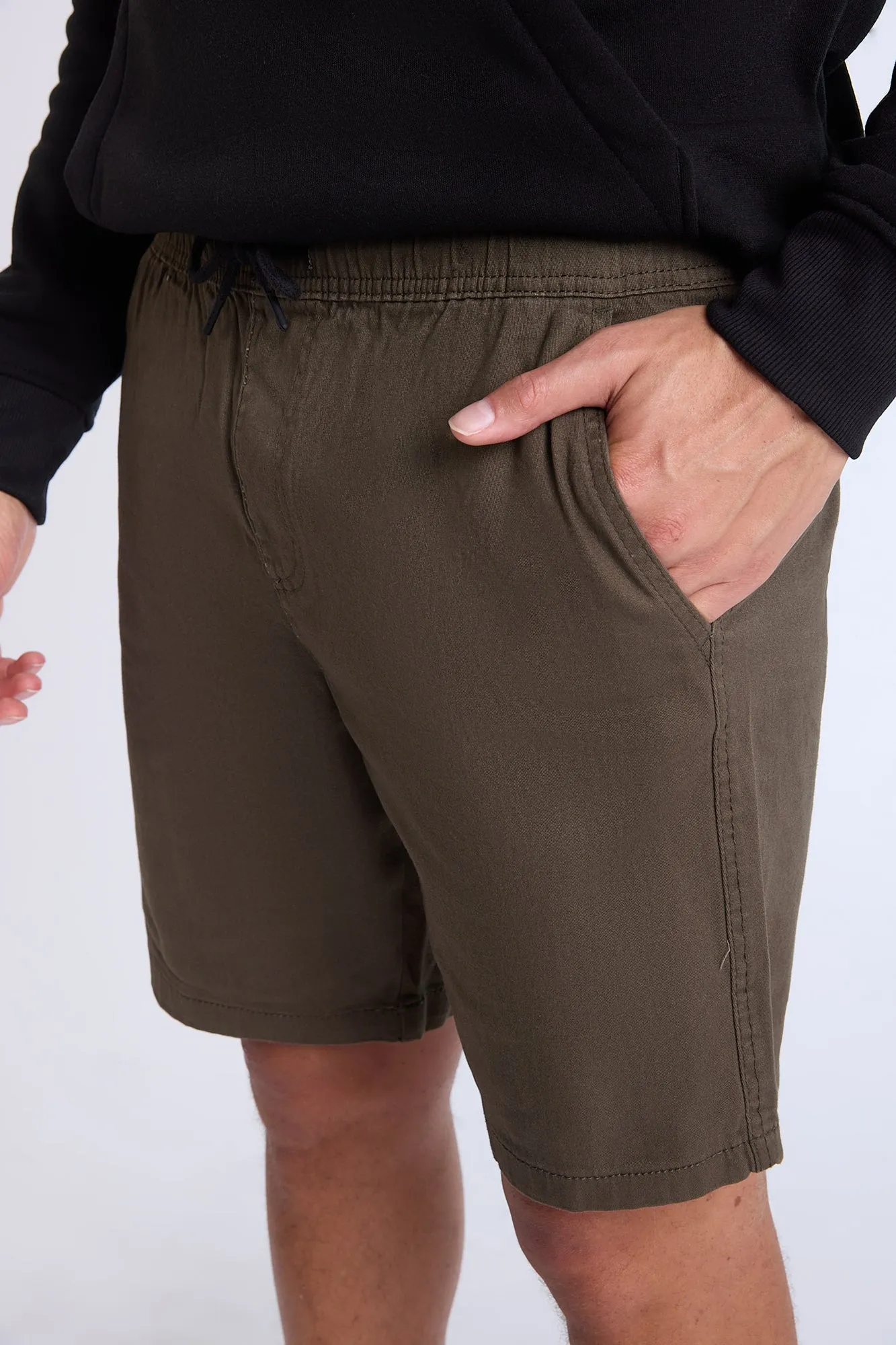Twill 9 Jogger Shorts