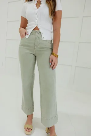 Unlike Traditional Wide Leg Jean