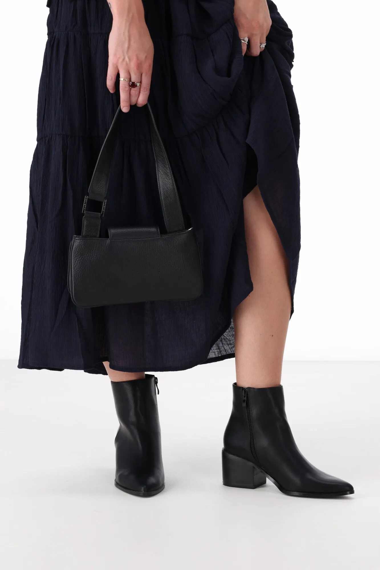 Verali Fiona Ankle Boot Black