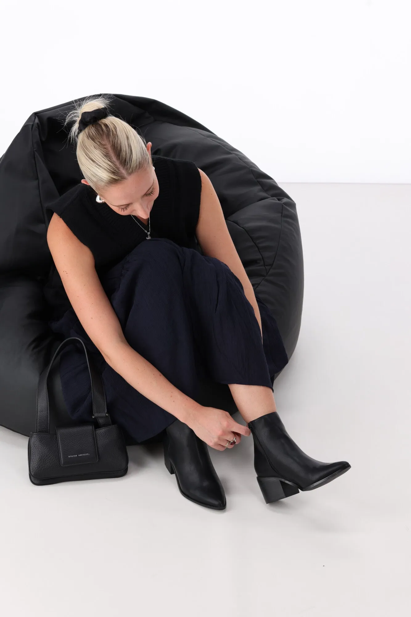 Verali Fiona Ankle Boot Black