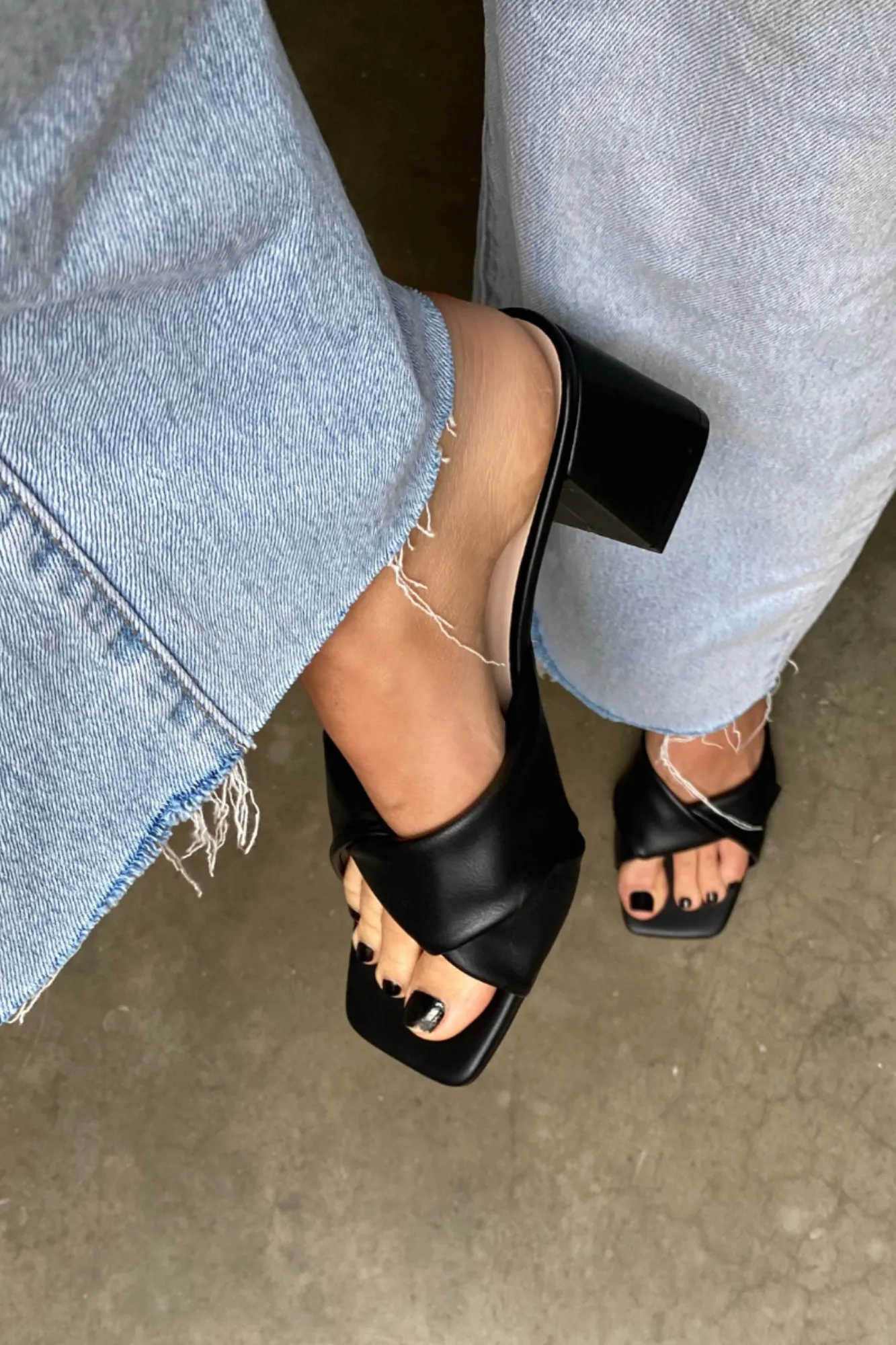 Verali Stella Block Heel Mules Black Smooth