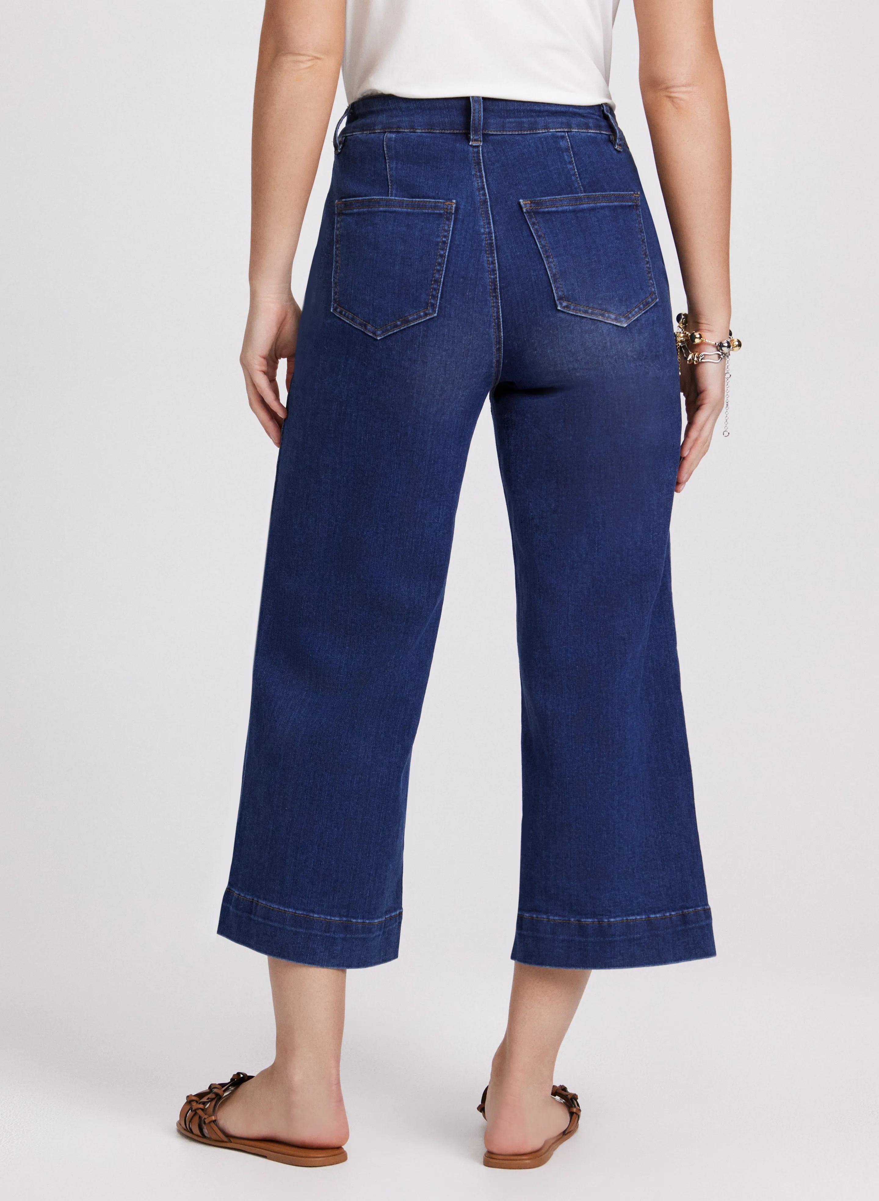 Wide-Leg Capri Jeans